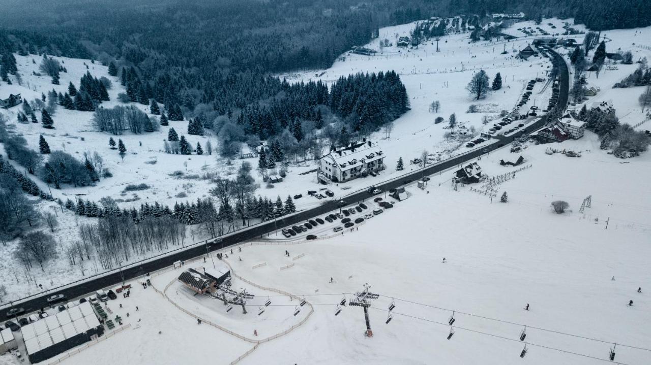 Готель Skalka Zieleniec Душники-Здруй Екстер'єр фото